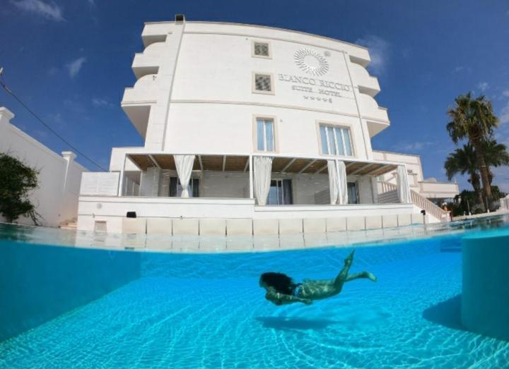 Bianco Riccio Suite Hotel Savelletri Exterior foto